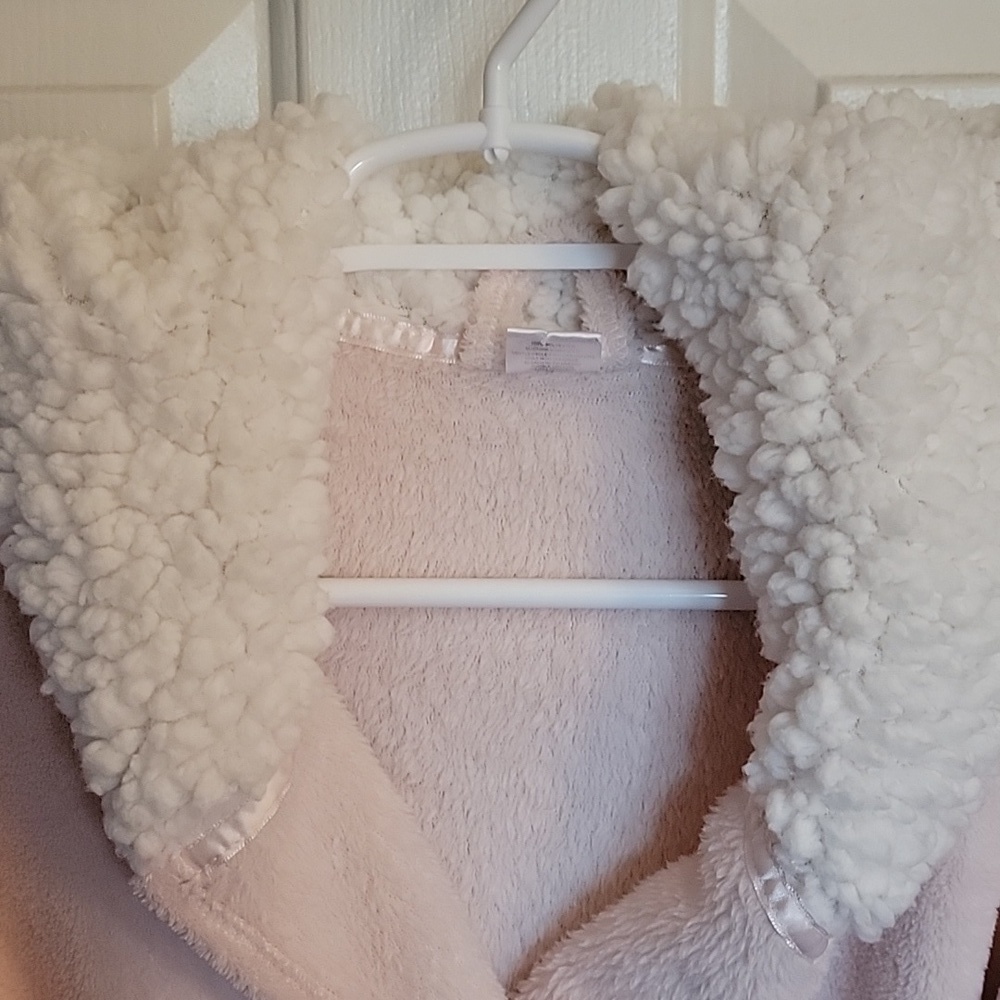 Ulta, so amazingly SOFT bathrobe, light pink and cream, L/XL. NWOT. - Picture 2 of 9